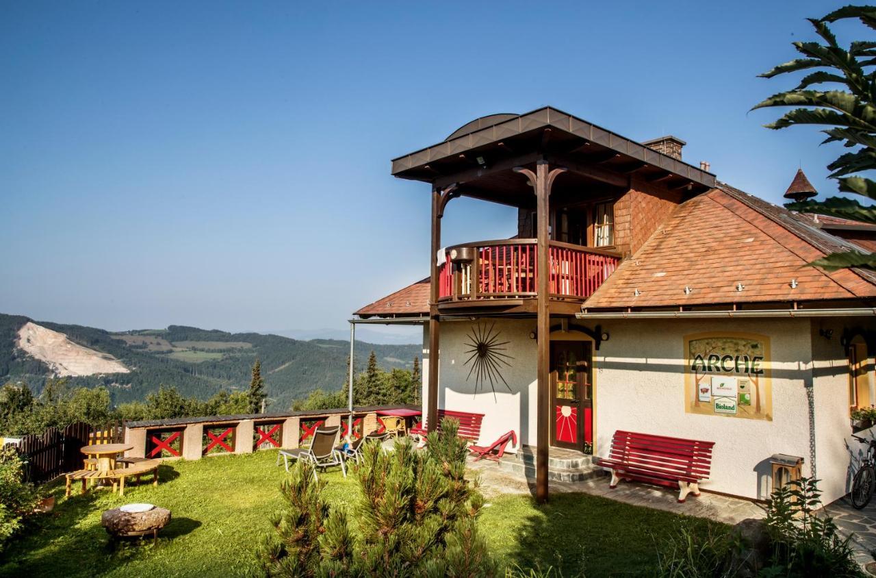 Biolandhaus Arche 3*